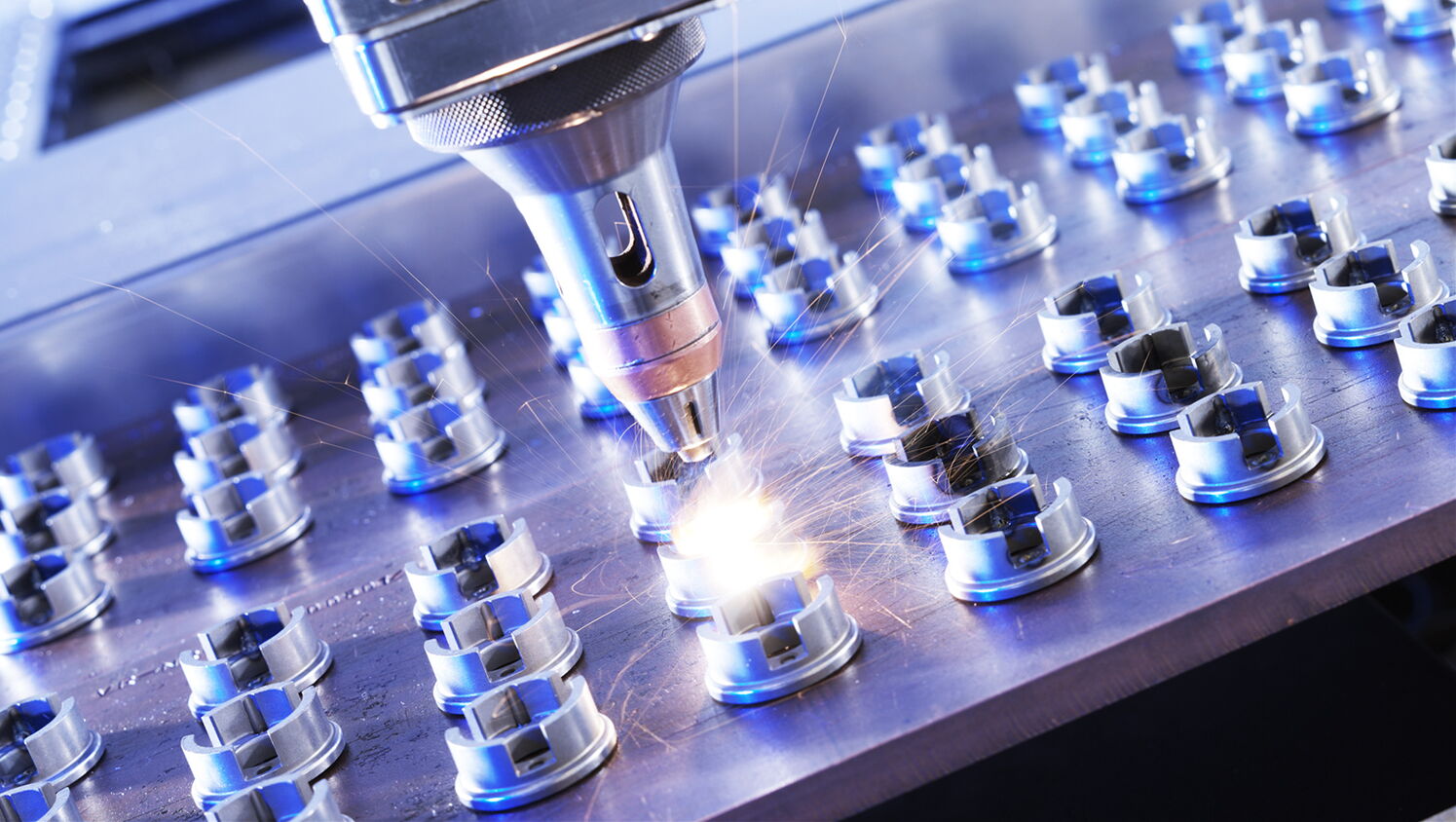 Präzises 3D-Laserschweißen mit Schweißroboter